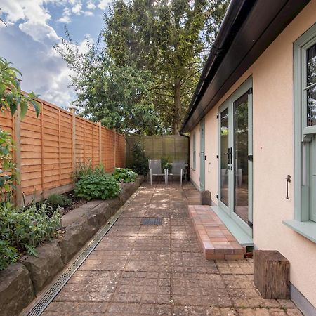 Pass The Keys Charming Garden Cottage With Parking Μπαθ Εξωτερικό φωτογραφία