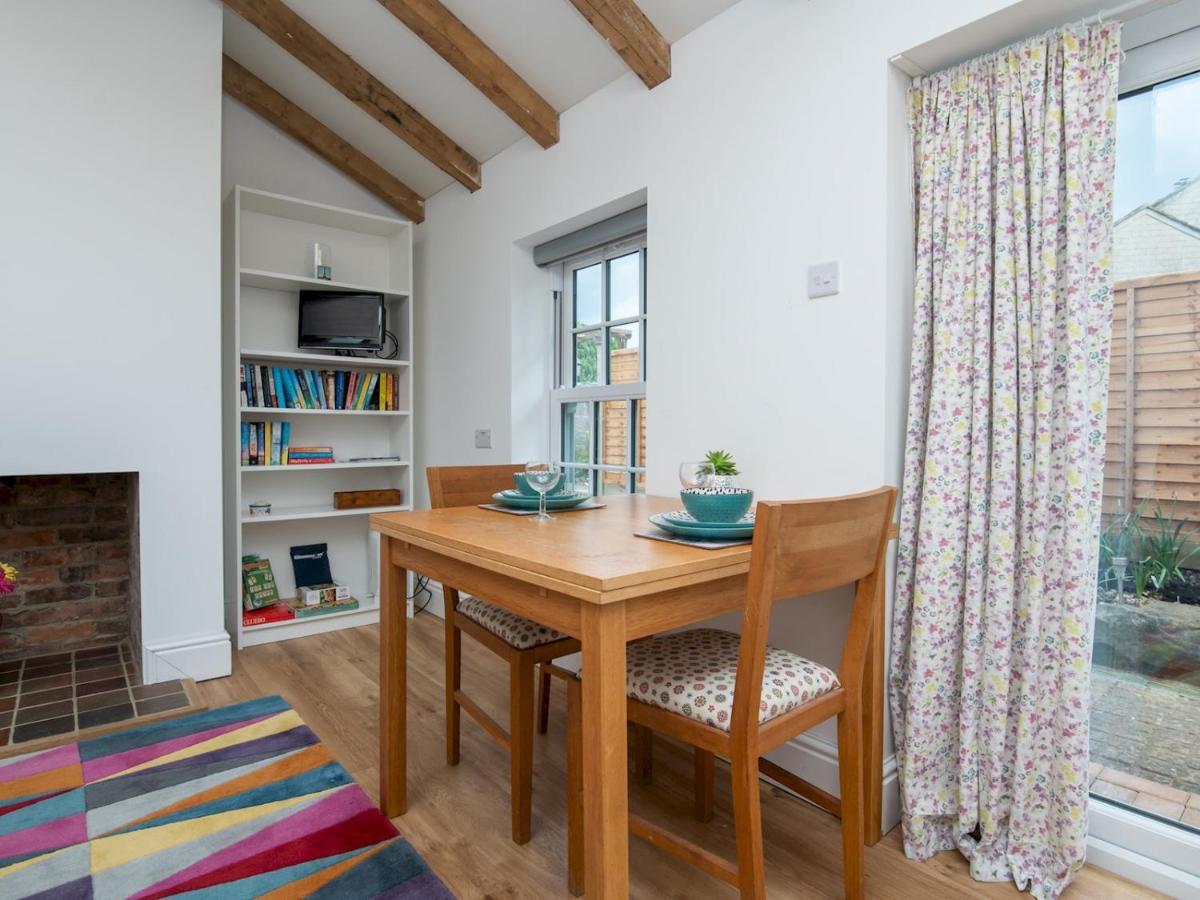 Pass The Keys Charming Garden Cottage With Parking Μπαθ Εξωτερικό φωτογραφία