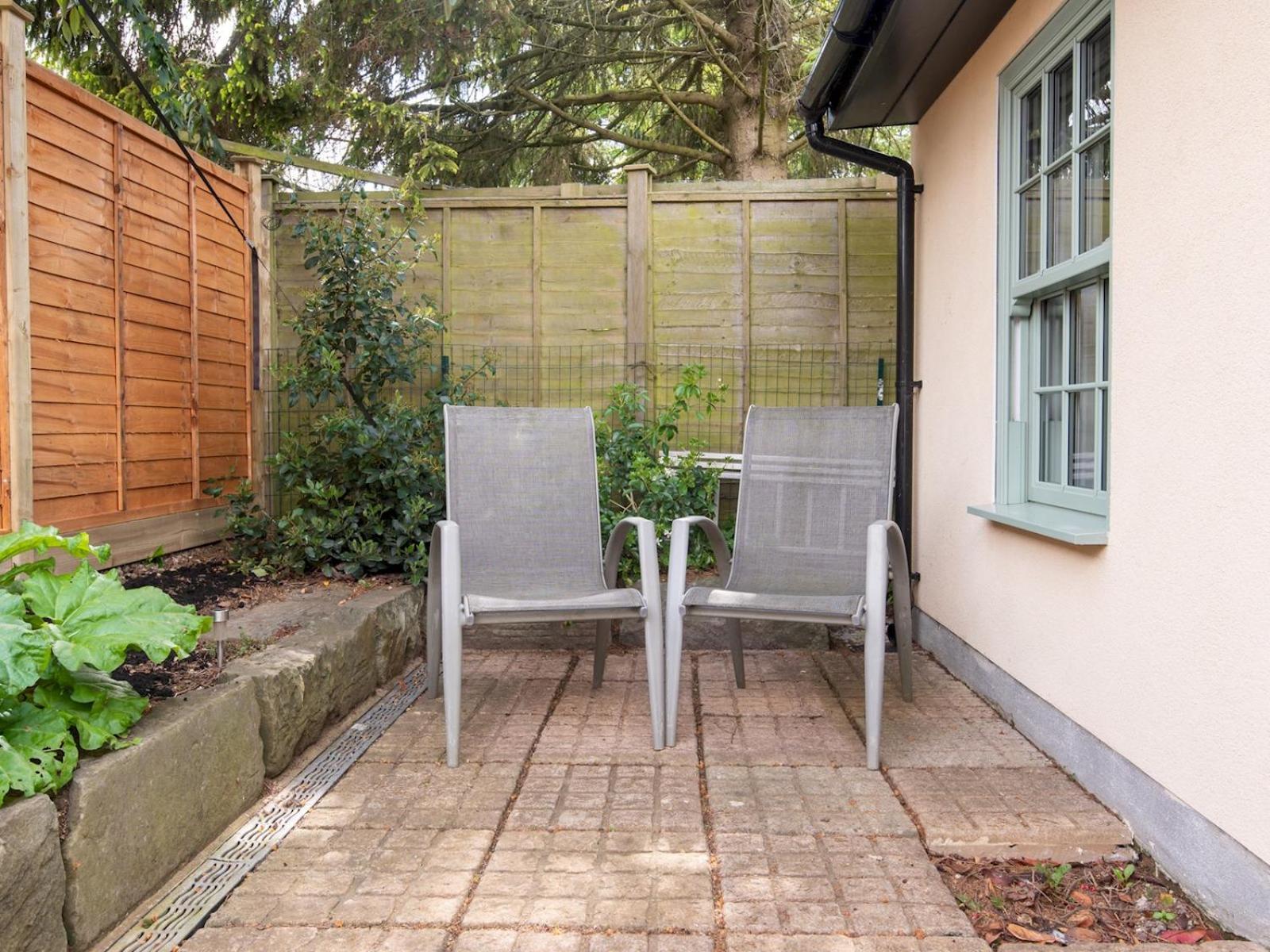 Pass The Keys Charming Garden Cottage With Parking Μπαθ Εξωτερικό φωτογραφία